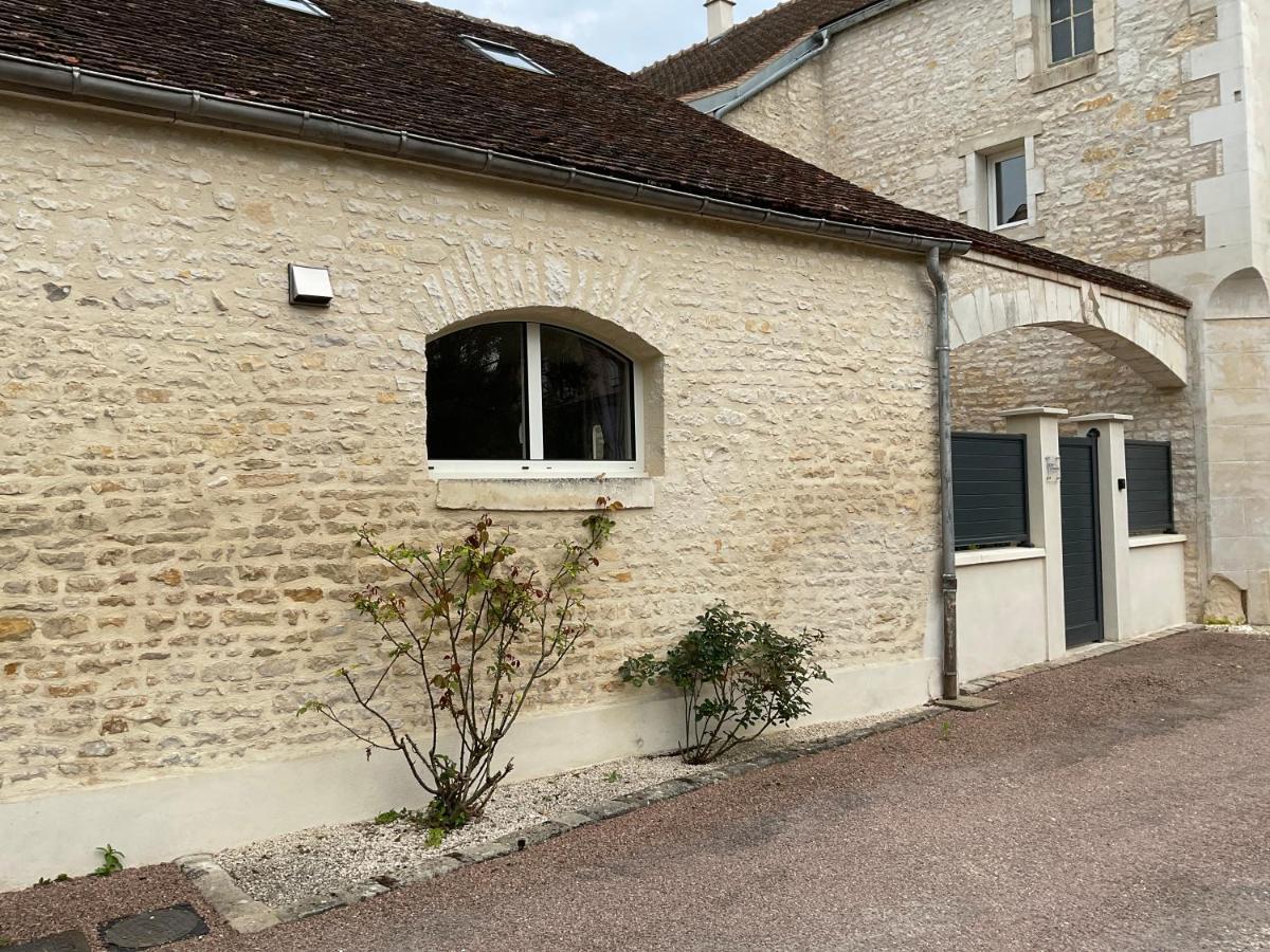 Logis Du Faubourg Petite Maison De Charme, Tranquille, Calme Et Lumineuse Val-de-Mercy Exterior photo